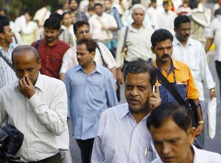 Middle Class के लोन वाली जिंदगी की बदौलत ही बैंकों की चाँदी 