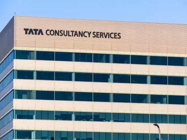 Q2FY23 के नतीजों के बाद उनमें 0.2 फीसदी और Q1FY23 के नतीजों के बाद 8.3 फीसदी की गिरावट आई