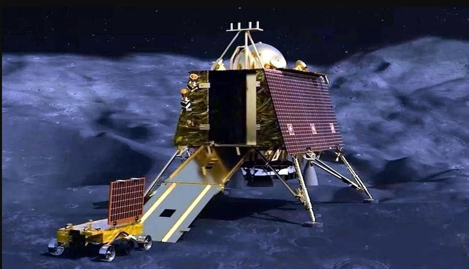 चंद्रयान-3 अब चांद से कुछ ही दूरी पर है।