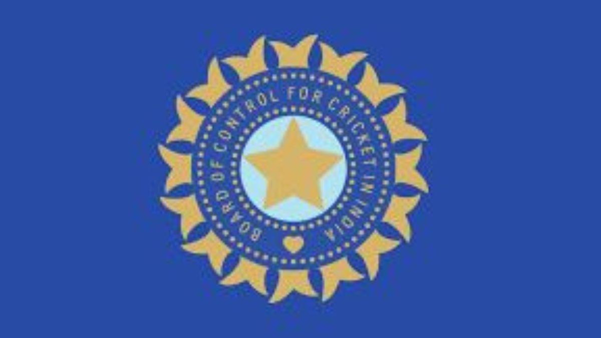 वित्तीय वर्ष 2020-21 में, बीसीसीआई ने आयकर में 844.92 करोड़ रुपये का भुगतान किया
