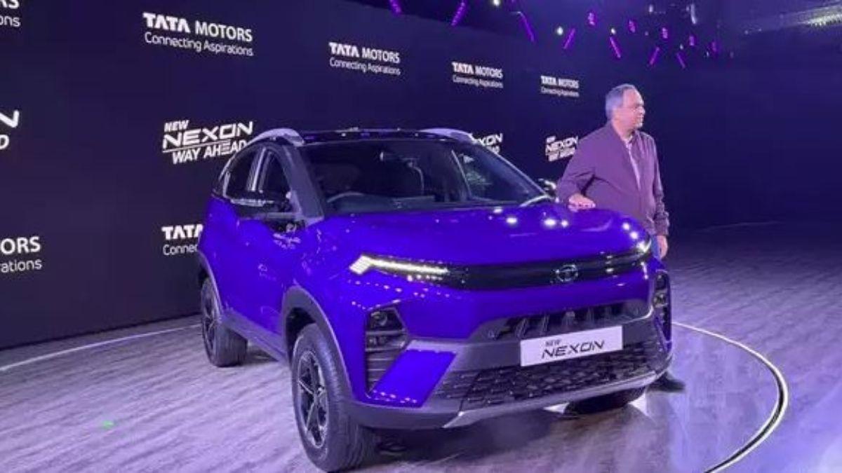 सेगमेंट में Nexon का मुकाबला महिंद्रा XUV400 से होने की संभावाना है