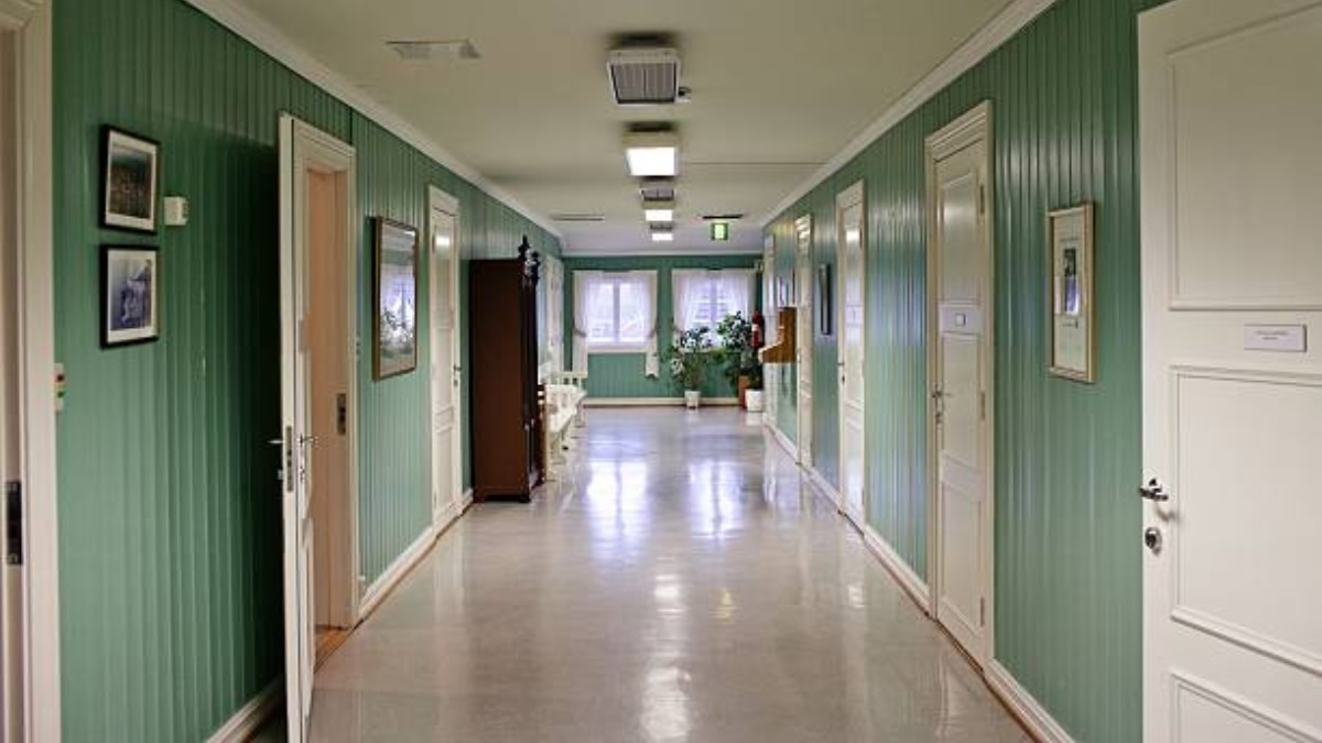 नॉर्वे की जेलों में कैदियों को सारी सुविधाएं मुहैया कराई जाती हैं