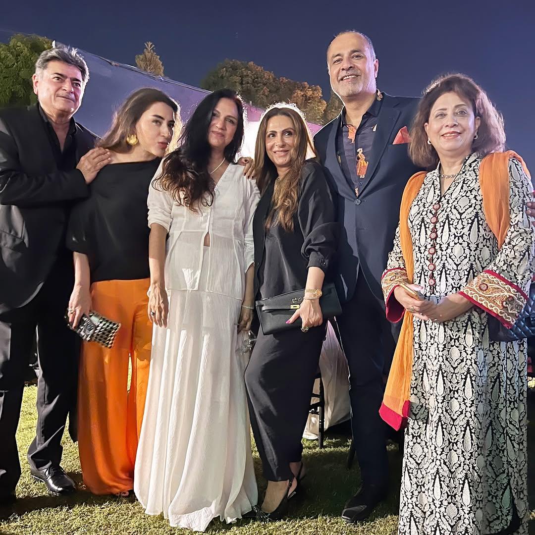 Fashion Designer Deepak Perwani (Photo: Instagram/dperwani)