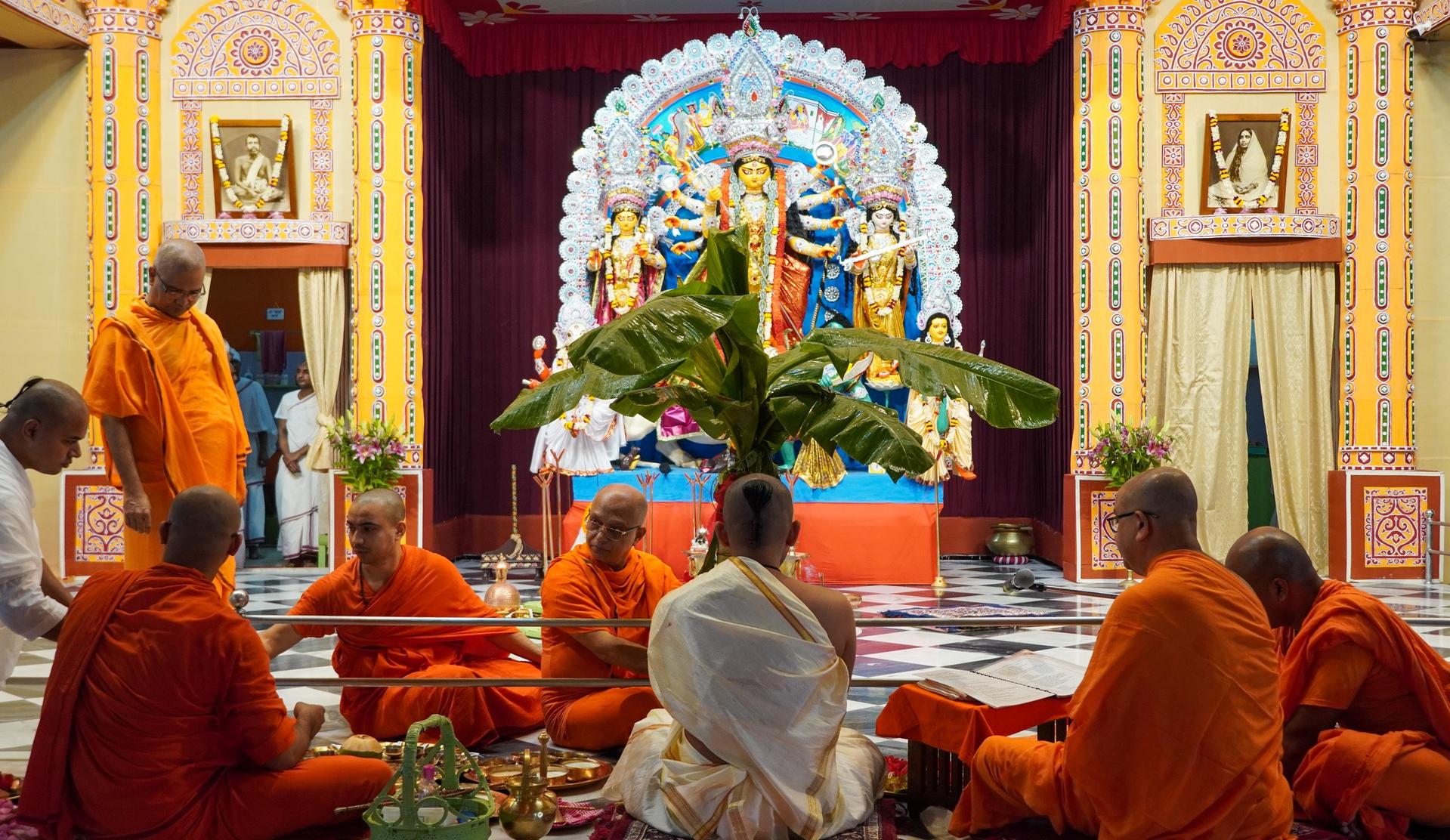 Durga Puja 2025 Belur Math pujo P