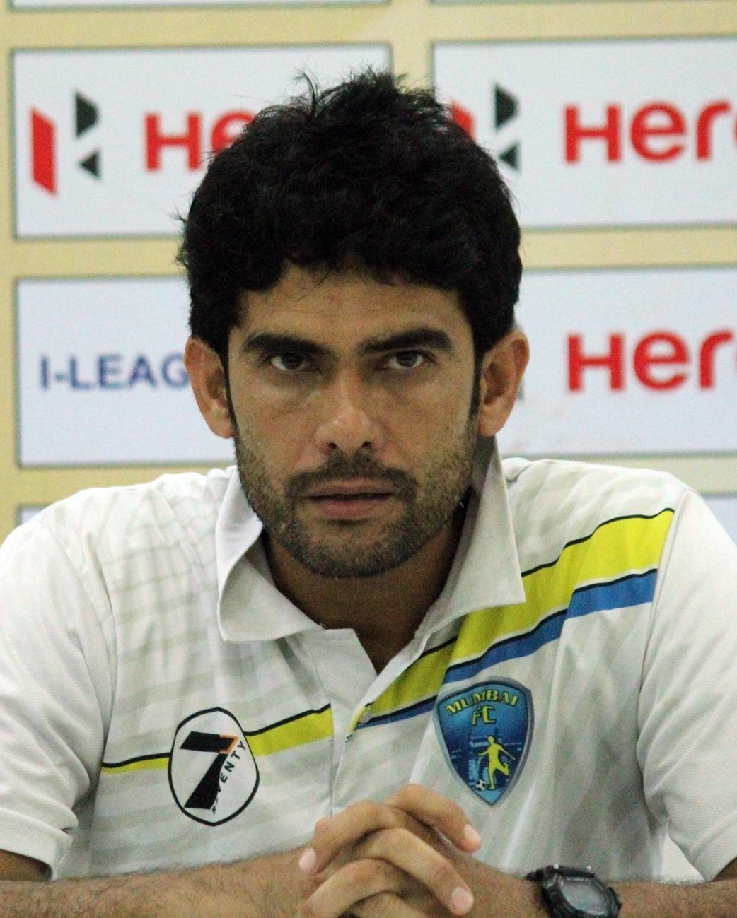 খালিদ তখন মুম্বইয়ের কোচ