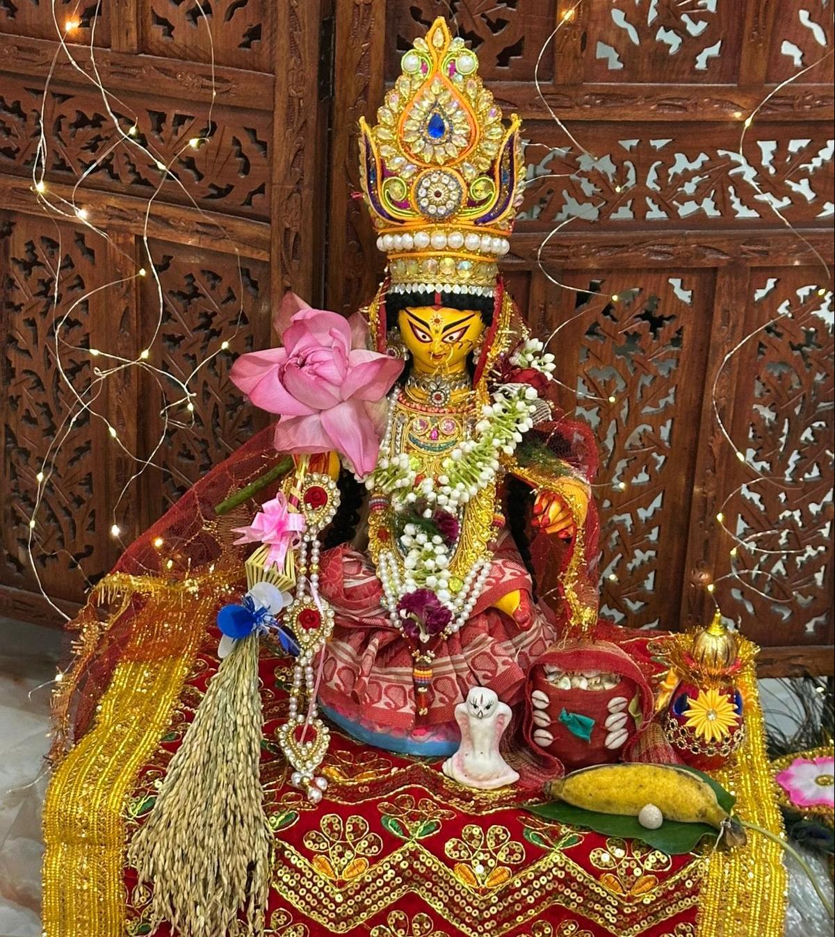 lakshmi puja on diwali