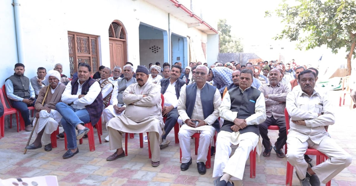 बागपत के मीतली गांव में लगी पहली चौपाल