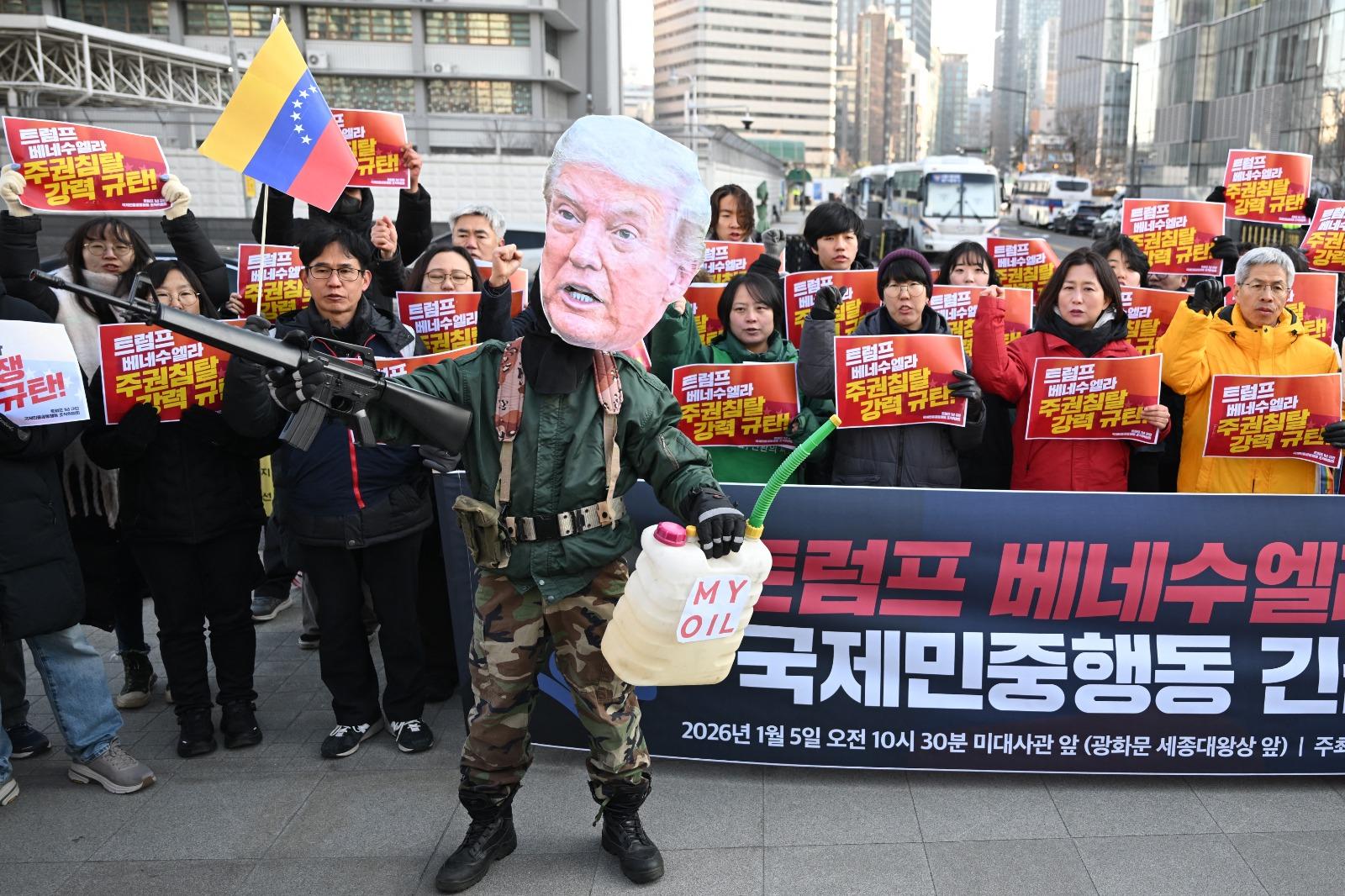 ট্রাম্পের ভেনেজুয়েলা আক্রমণে তীব্র বিরোধিতা বেজিংয়ে -- রয়টার্স