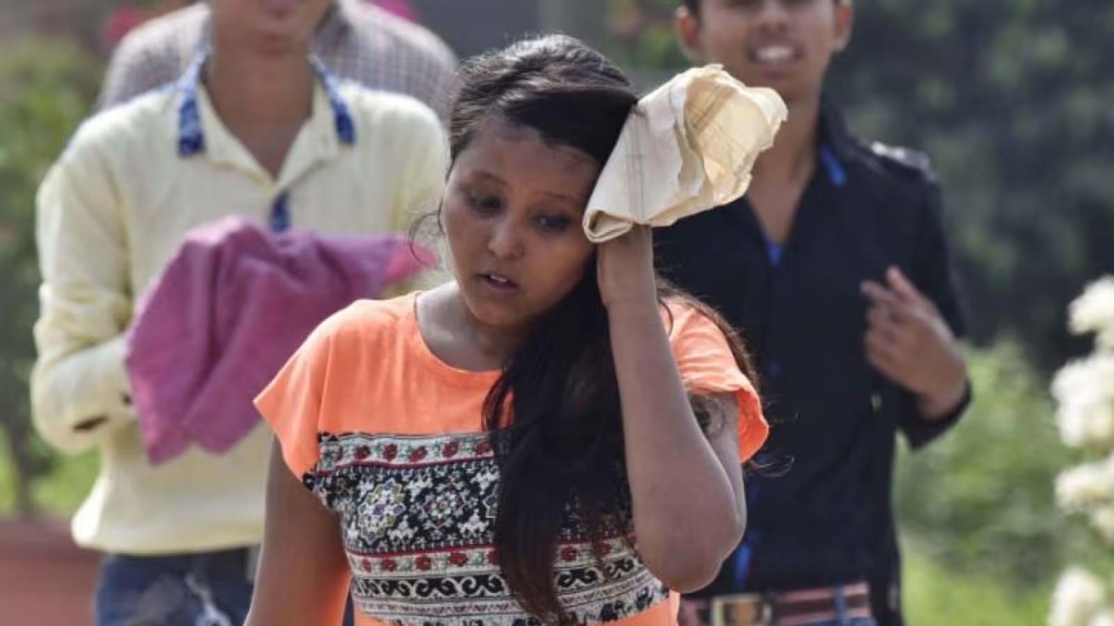 তাপপ্রবাহের সতর্কতা -- ফাইল ছবি