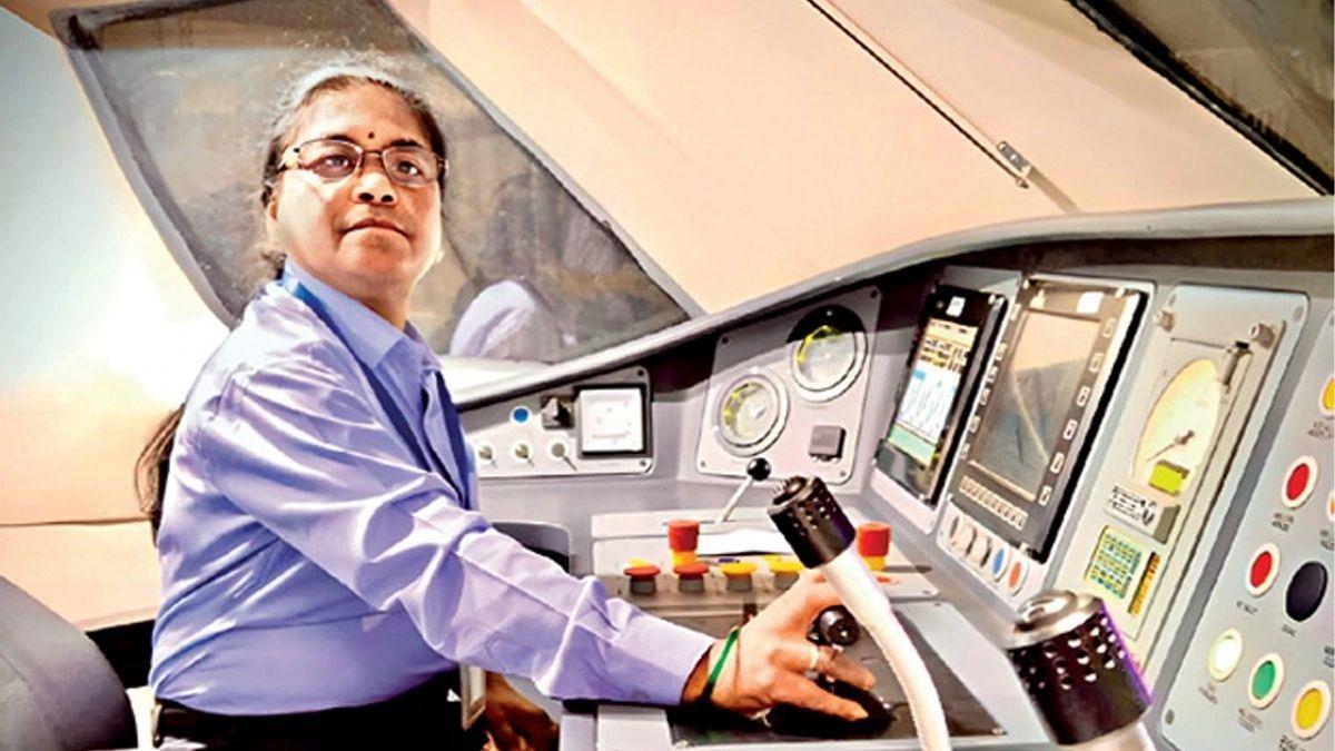 স্যালারি, সম্মান থাকলেও, ওয়ার্ক লাইফ ব্যালেন্স খুব একটা থাকে না এই চাকরিতে। 