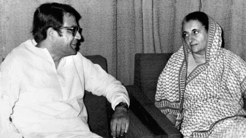 ইন্দিরা গান্ধীর সঙ্গে বৈঠকে সিদ্ধার্থ শঙ্কর রায়