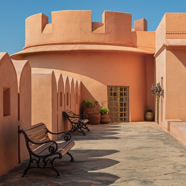 Seating area between Sheeshmahal and Baithak