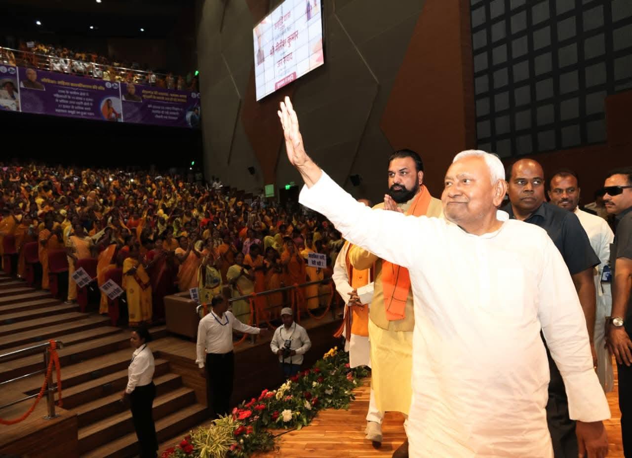 समृद्धि यात्रा के समापन कार्यक्रम में नीतीश कुमार