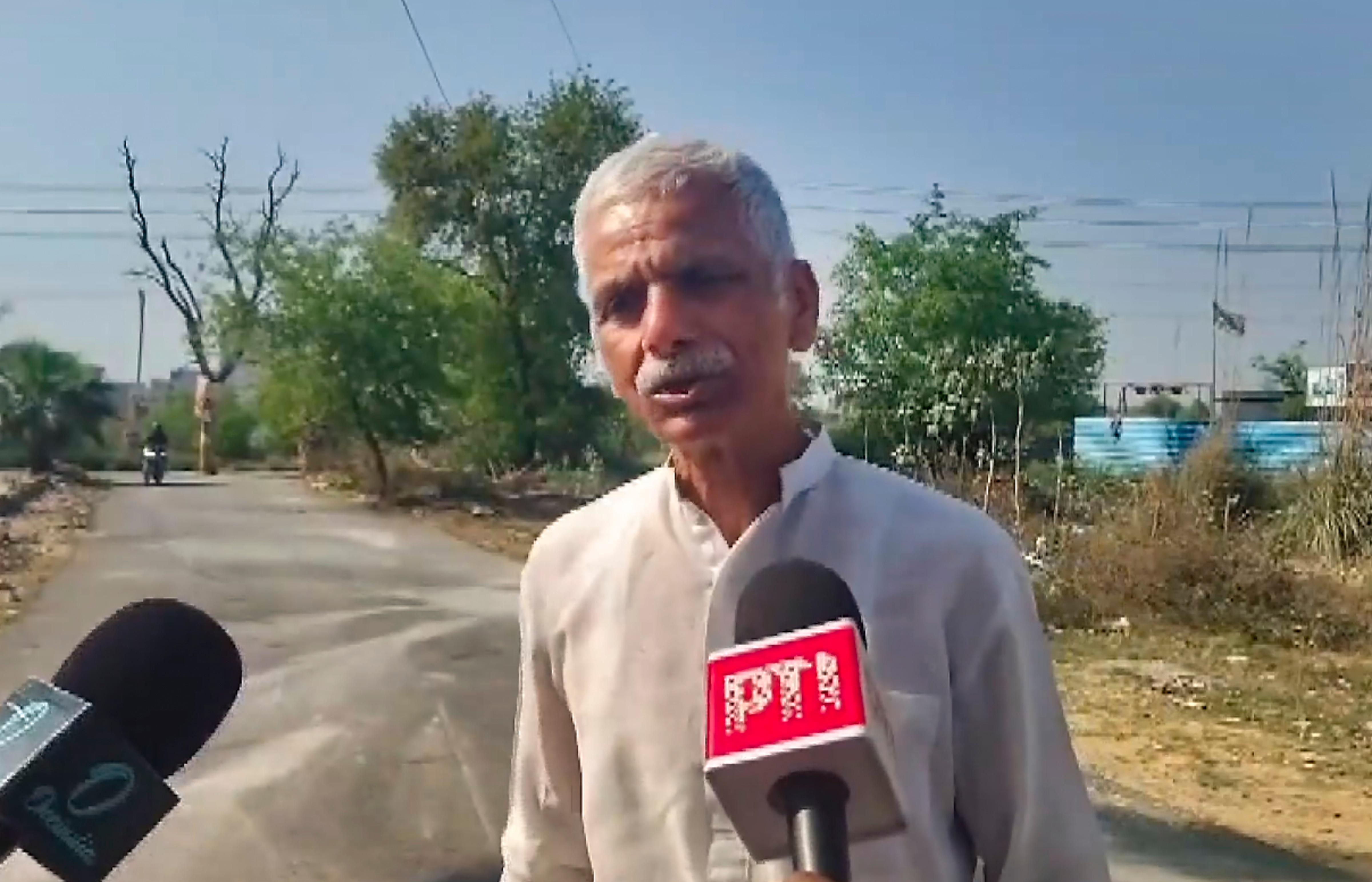 হরিশ রানার বাবা -- ফাইল ছবি