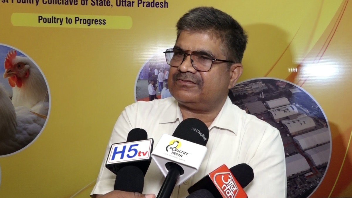 उत्तर प्रदेश पशुपालन विभाग के निदेशक डॉ मेमपाल सिंह 