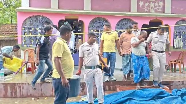 সাদ্দাম ও তার ছেলে আখতারকে গ্রেফতার করল পুলিশ -- নিজস্ব চিত্র