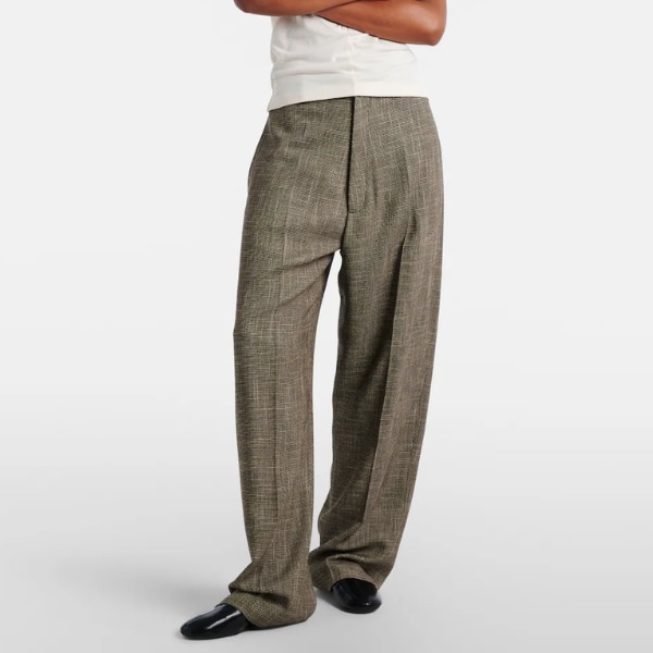 Phoebe Philo Low-Rise Wide-Leg Pants, ₹91,096 approx.