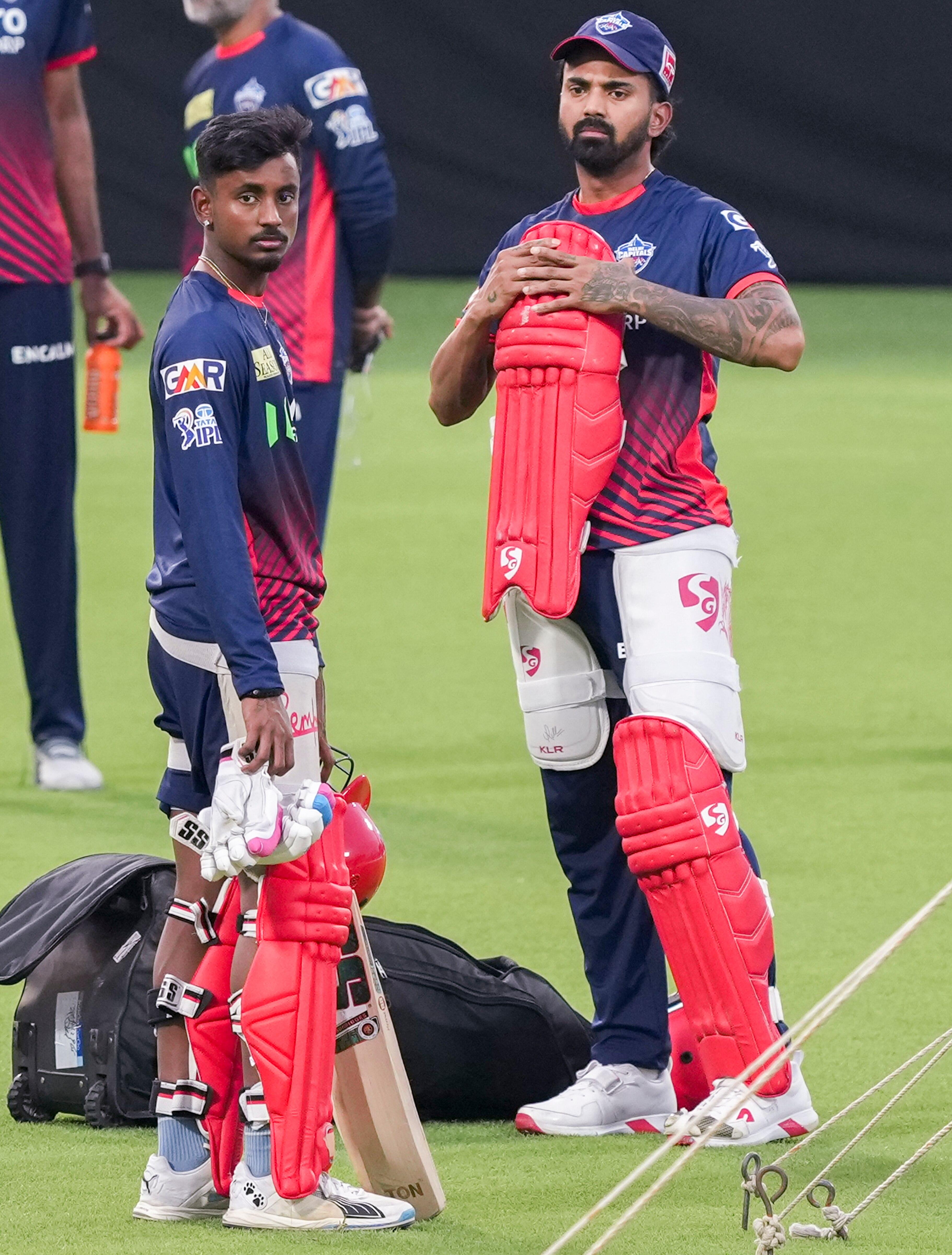 দিল্লি ক্যাপিটালসের প্র্যাক্টিসে কে এল রাহুলের সঙ্গে অভিষেক পোড়েল