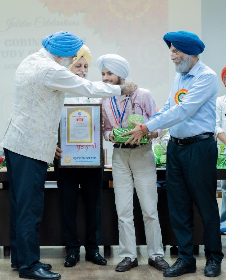 18 year old Transforming Education in India