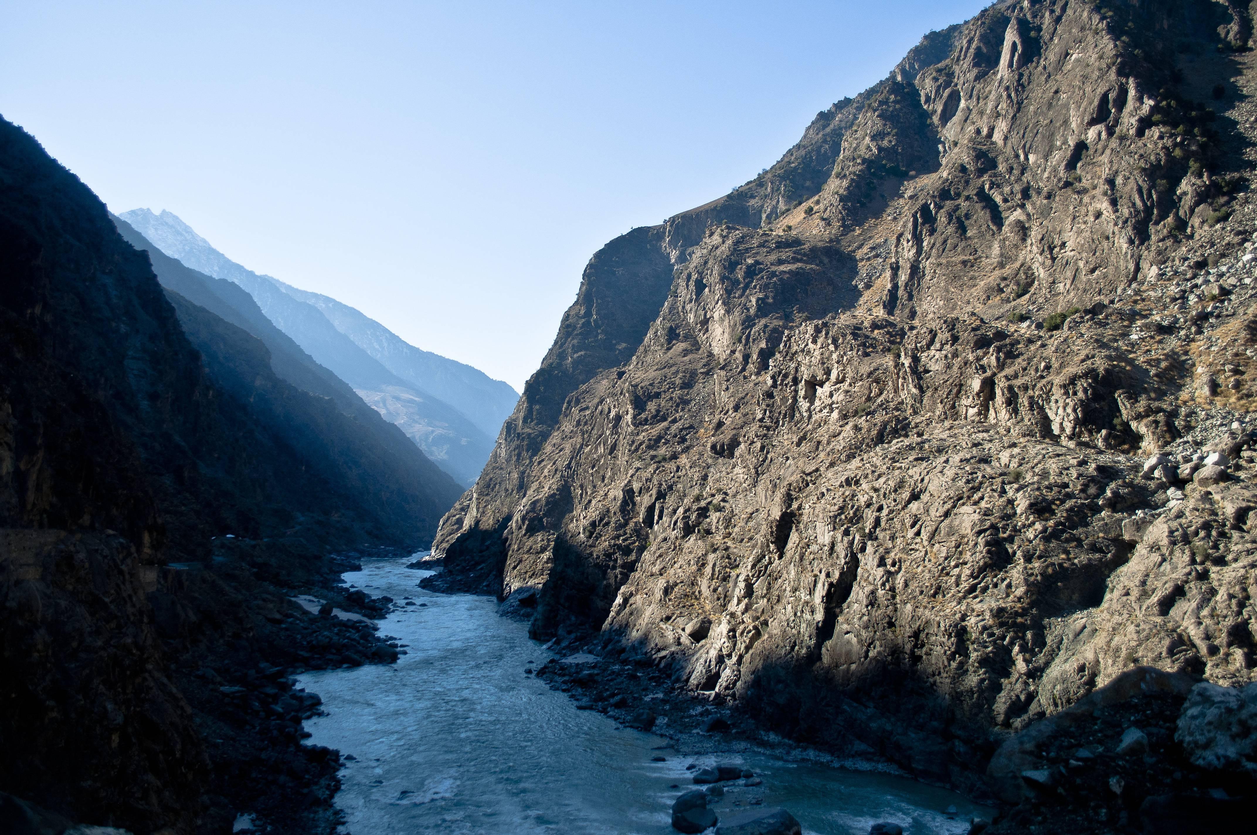पाकिस्तान अपने यहां जल प्रबंधन के लिए पर्याप्त बुनियादी ढांचा नहीं बना पाया है (सांकेतिक तस्वीर)