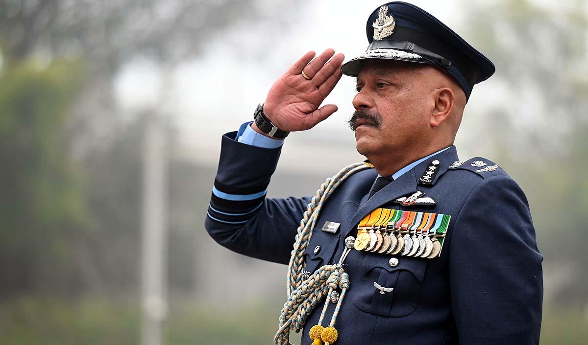 जितेंद्र मिश्र युद्ध के मोर्चे के साथ वायु सेना में कई दूसरी जिम्मेदारियां भी संभाल चुके हैं (फाइल फोटो)