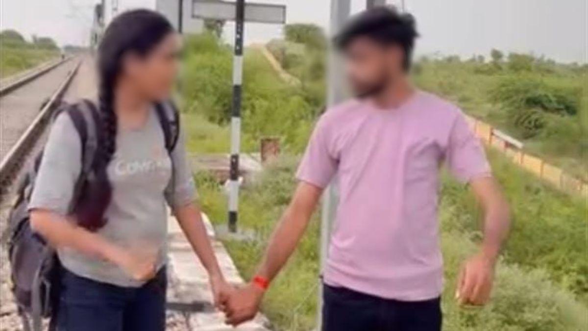 रेलवे ट्रैक पर भी रील बनाने कम नहीं हैं (सांकेतिक तस्वीर)