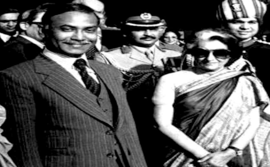 নয়াদিল্লিতে বাংলাদেশের তত্‍কালীন রাষ্ট্রপতি জিয়াউর রহমান ও ভারতের তত্‍কালীন প্রধানমন্ত্রী ইন্দিরা গান্ধী, ১৯৭৯ সালে