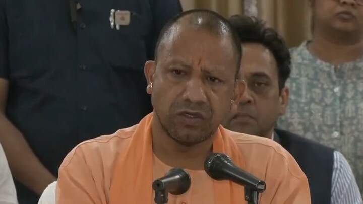 Hathras Stampede News Live Updates: सीएम योगी ने कहा- हाथरस भगदड़ मामले की न्यायिक जांच होगी UP Tak