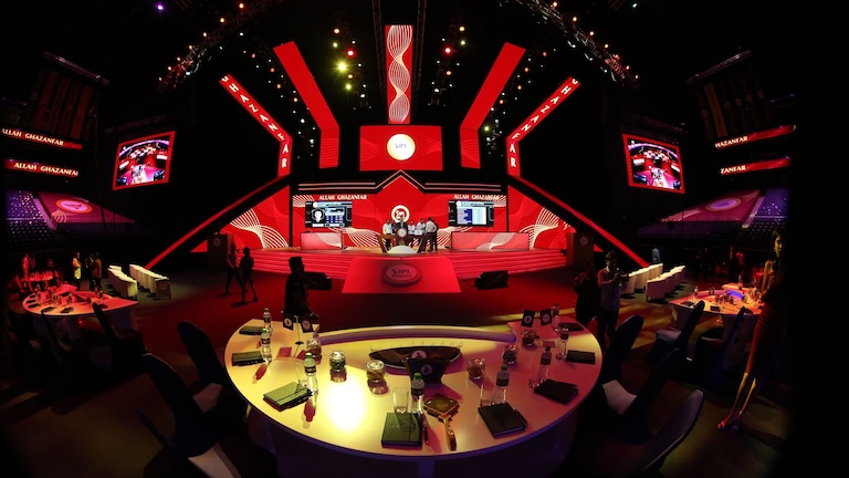 IPL Auction 2024 LIVE: यूपी के इस अनजान खिलाड़ी को खरीदने के लिए टीमों ने बहाया पानी की तरह पैसा, लगी इतने करोड़ की बोली UP Tak