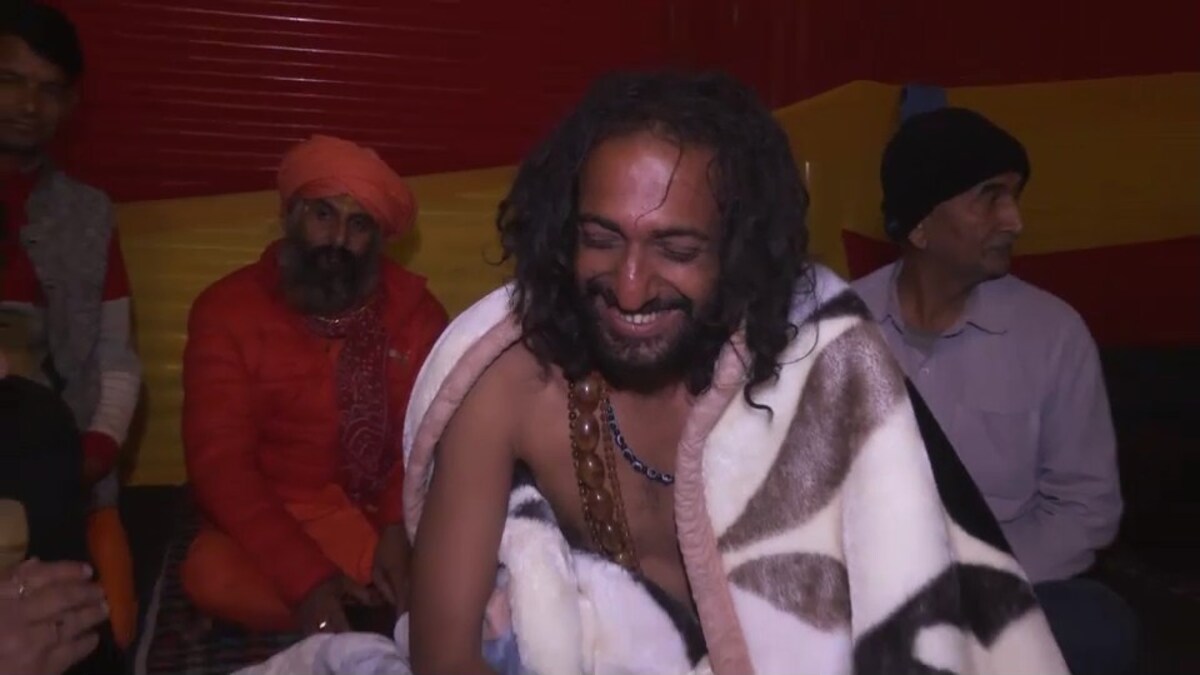 Mahakumbh IIT Bombay Baba Mahakumbh IIT Bombay Baba