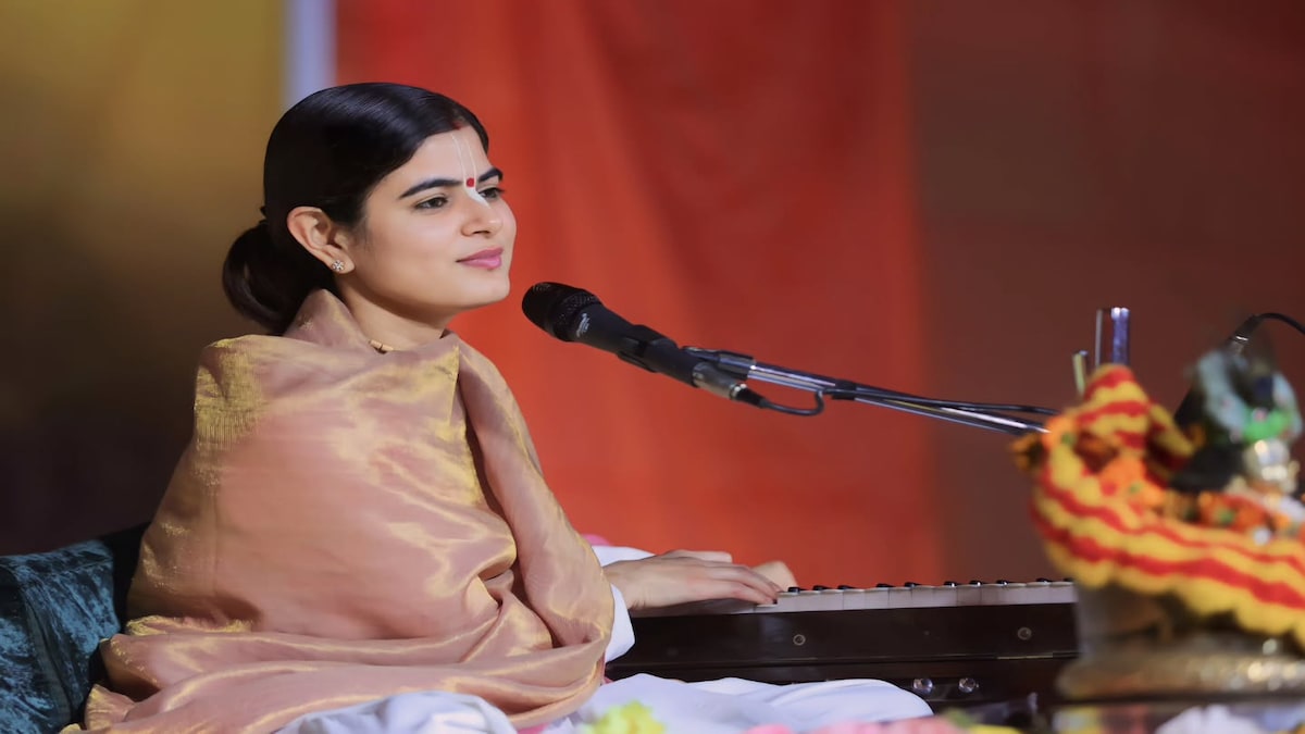 chitralekha in mahakumbh chitralekha in mahakumbh