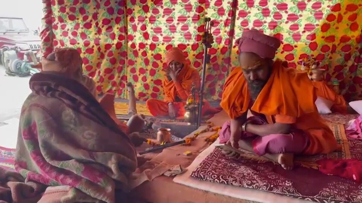 Rakhi joins Akhada in Maha Kumbh Rakhi joins Akhada in Maha Kumbh