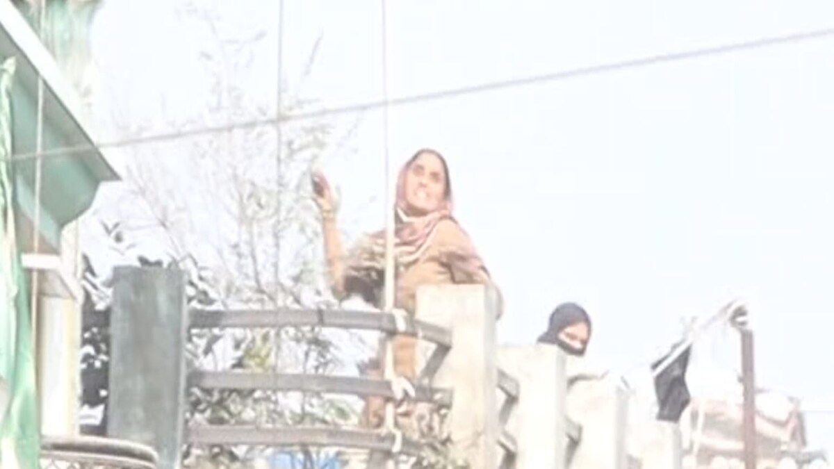 Sambhal Hinsa Sambhal Hinsa