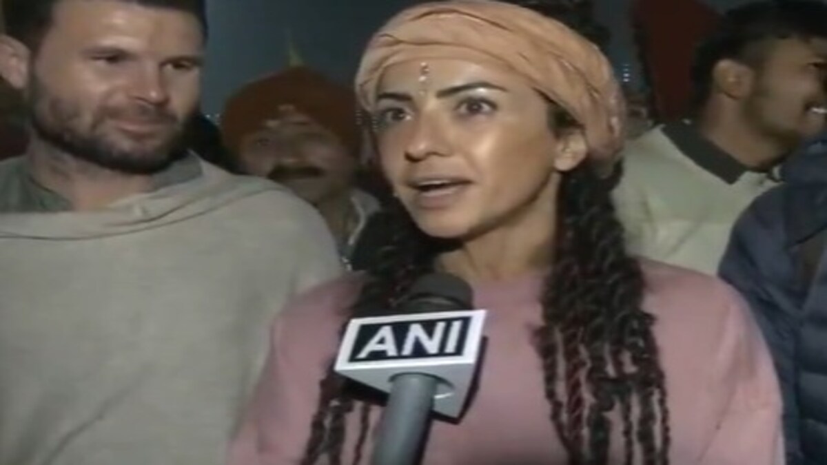 Irani Woman In Maha Kumbh Irani Woman In Maha Kumbh