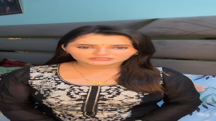 3 3