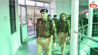 झांसी के IG आकाश कुलहरि कड़क मिजाजी को लेकर वायरल, इनके IPS बनने की जर्नी इंस्पायर कर देगी झांसी के IG आकाश कुलहरि कड़क मिजाजी को लेकर वायरल, इनके IPS बनने की जर्नी इंस्पायर कर देगी