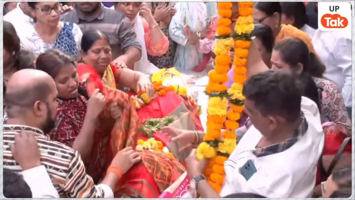 प्लेन क्रैश में अजित पवार के साथ जान गंवाने वाली पिंकी माली की बॉडी देख बिलख पड़े परिजन, ऐसा था माहौल