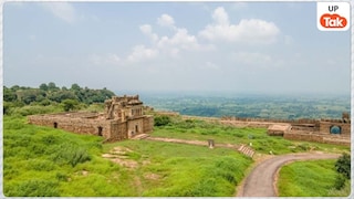 बांदा के कालिंजर किले के अनसुने रहस्य, इसके अंदर मौजूद नीलकंठेश्वर महादेव की ये है कहानी Banda Qila