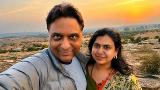 IAS की नौकरी छोड़ने वालीं दिव्या मित्तल के पति गगनदीप सिंह कौन हैं? देखें दोनों की 7 अनदेखी तस्वीरें Divya Mittal with Husband Gagandeep Singh