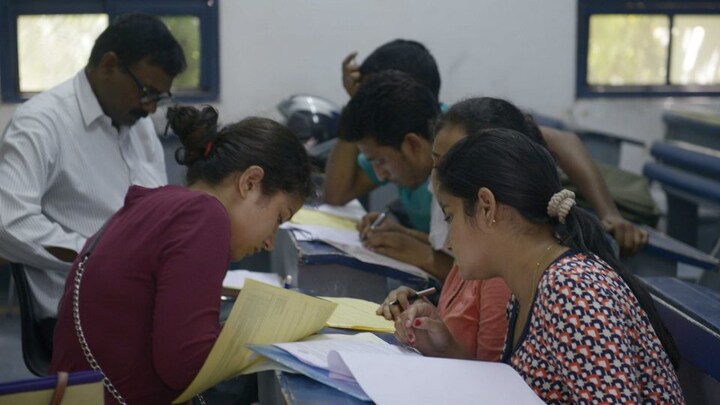 UP Board 2022 12th Result: 12वीं के बाद कर सकते हैं ये शानदार कोर्स, देखें पूरी लिस्ट UP Tak