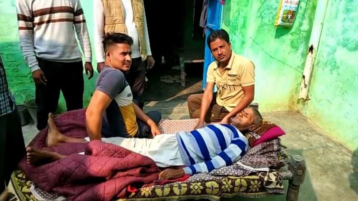 डेंगू से बेकाबू हैं अलीगढ़ के इस गांव के हाल, ग्रामीणों ने खोली स्वास्थ्य विभाग की पोल! UP Tak