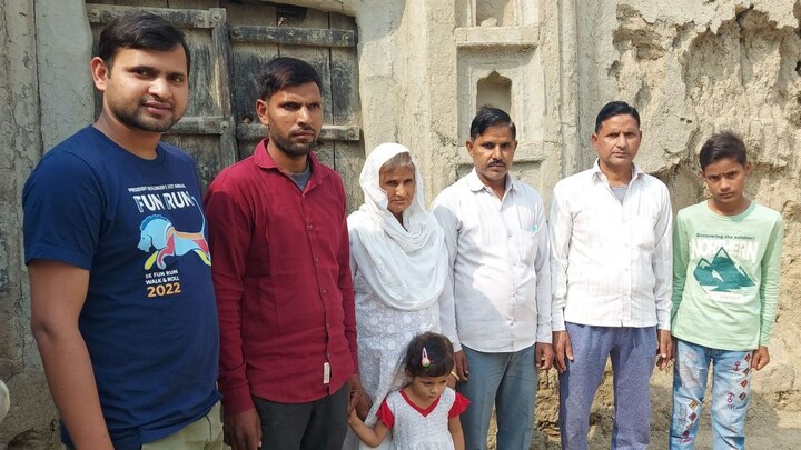 मां ने किया संघर्ष! बकरी बेची और भेजा अमेरिका, आज कोलंबिया में रिसर्च स्कॉलर हैं मुनीर खान UP Tak