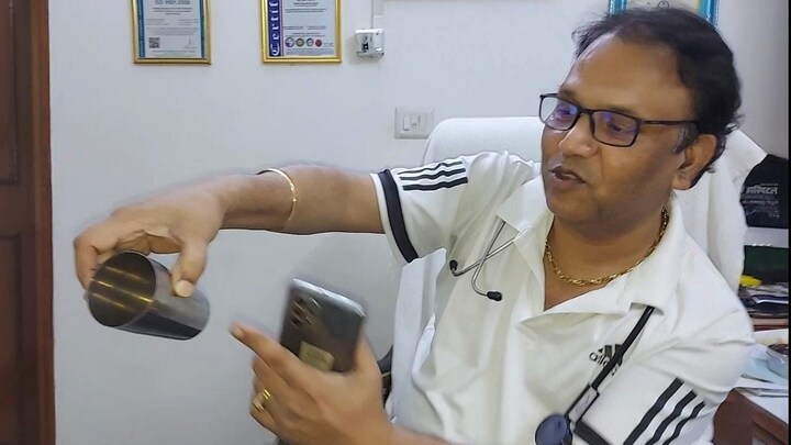 जौनपुर: आंत में फंसा ग्लास बना रहस्य! ऑपरेशन कर निकाला गया, जानें हैरान कर देनी वाली कहानी UP Tak