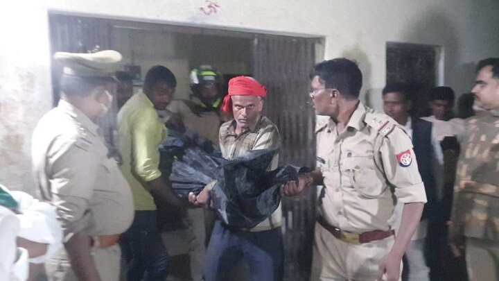 चंदौली पुलिस पर युवती की हत्या का आरोप, जानें पोस्टमॉर्टम रिपोर्ट में क्या सामने आया? UP Tak