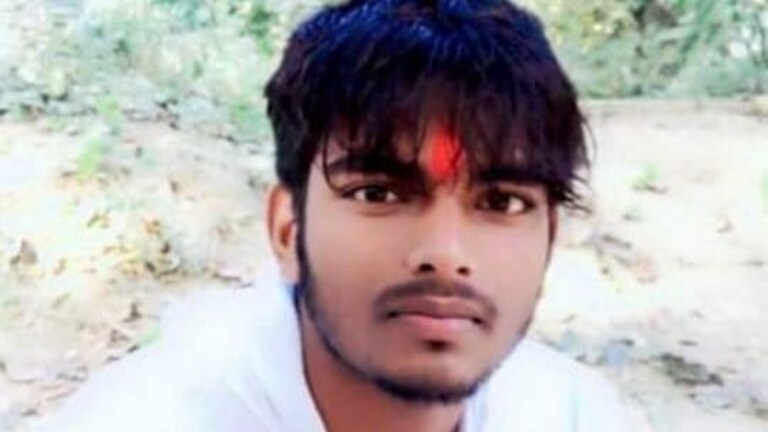 जौनपुर: अंडे की दुकान पर चाकू घोप पहलवान की हत्या, इलाके में भारी बवाल, जानें पूरा मामला UP Tak