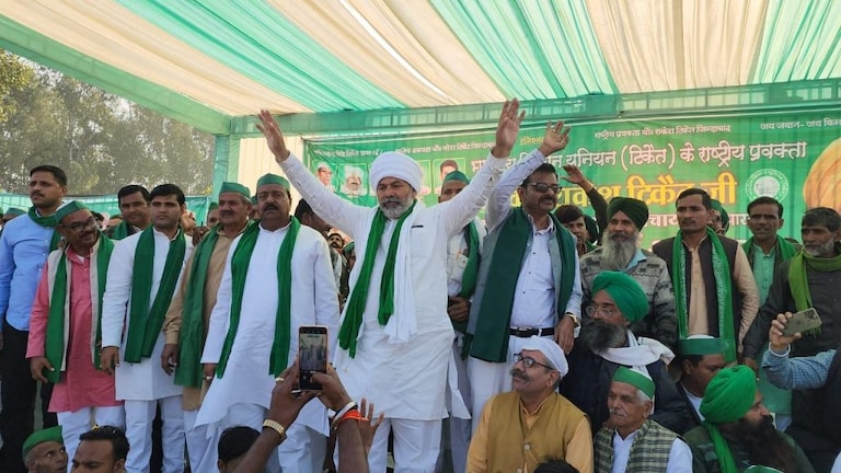 संभल: BKU के महासचिव ने प्रशासनिक अफसरों को दी चेतावनी! कही ये बात, टिकैत भी रहे मौजूद UP Tak