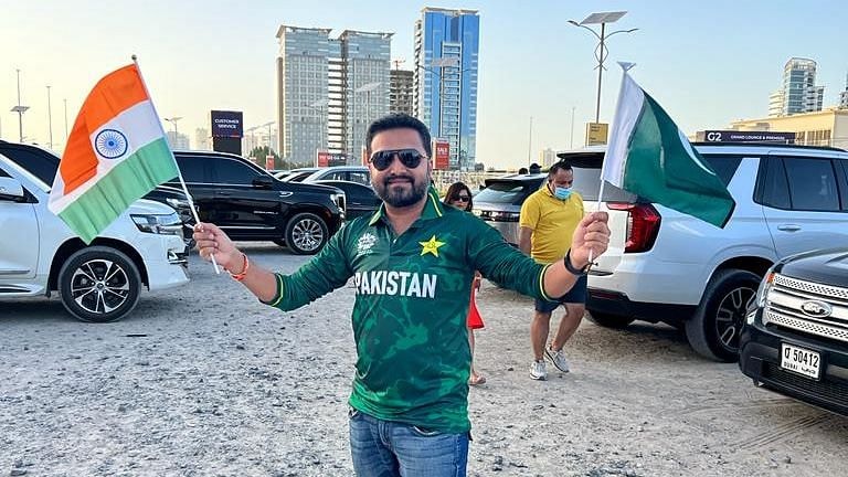 दुबई में पाकिस्तानी टी-शर्ट पहन फंसा बरेली का कारोबारी, पुलिस से हो रही कार्रवाई की मांग UP Tak