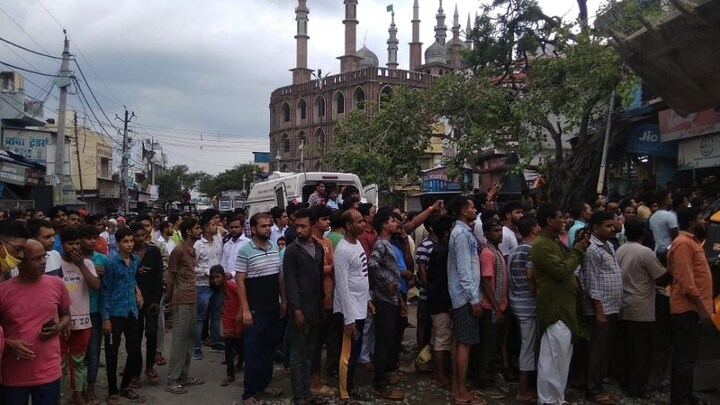 बरेली में बड़ा हादसा: दुकान की नींव भराई के दौरान बराबर की 2 मंजिला इमारत गिरी, कई लोग दबे UP Tak