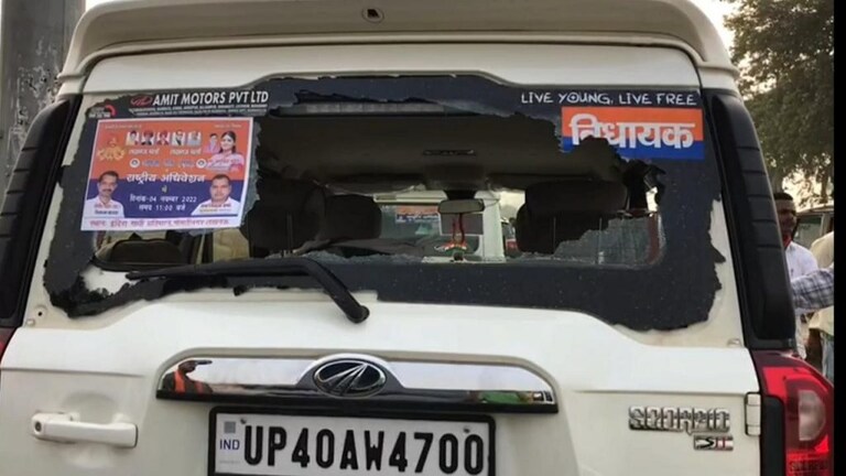 बाराबांकी: विधायक ने टोल प्लाजा पर की दबंगई, टोलकर्मियों से मारपीट का आरोप, वीडियो वायरल UP Tak