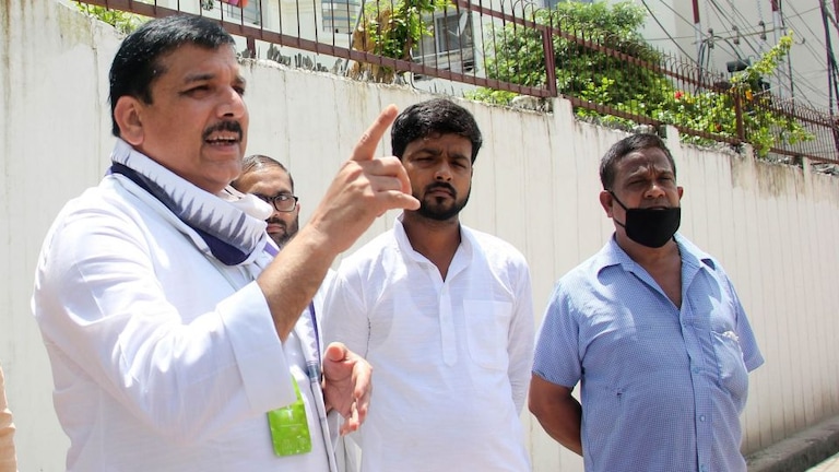 AAP के राज्यसभा सांसद संजय सिंह ने कहा, ‘चंदौली और ललितपुर कांड की सीबीआई जांच कराई जाए’ UP Tak